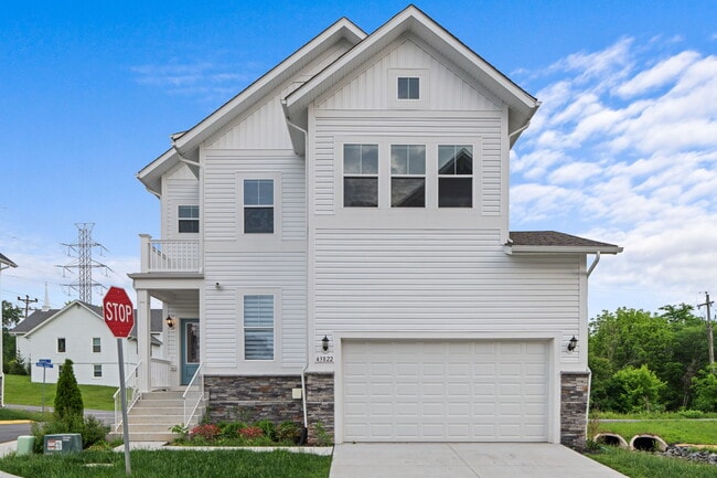 43822 Jenkins Ln in Ashburn, VA - Building Photo - Building Photo