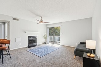 Terrace Oaks in Greensboro, NC - Building Photo - Building Photo