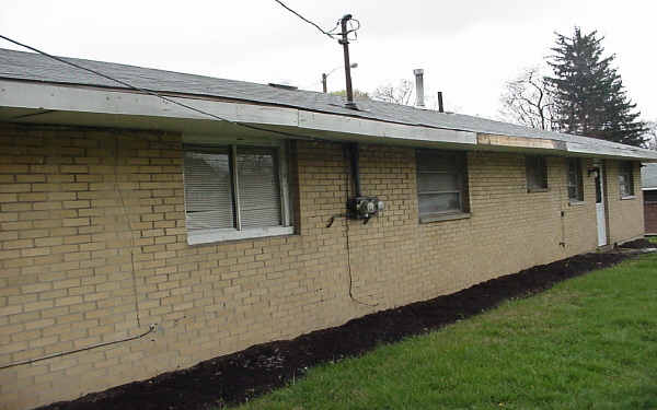 730-748 N Nelson Rd in Columbus, OH - Building Photo