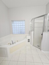 152 Canterbury Pl in Royal Palm Beach, FL - Building Photo - Building Photo