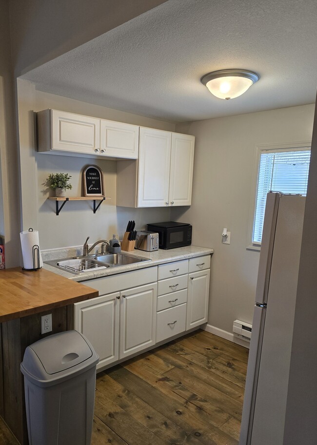 property at 310.5 Cottage Ct