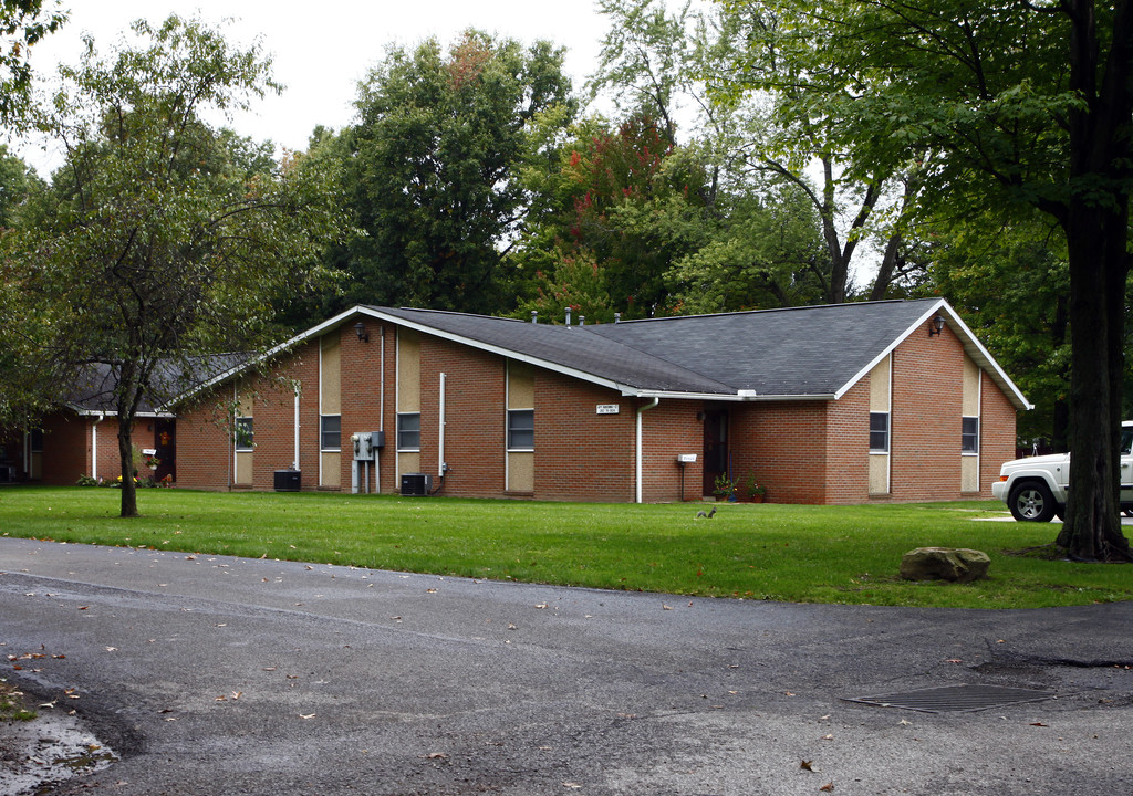 Concord Apartments in Hermitage, PA - Building Photo