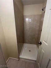 3633 Tullamore Rd in Cleveland Heights, OH - Building Photo - Building Photo