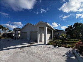 1106 Cape Coral Pkwy W in Cape Coral, FL - Building Photo