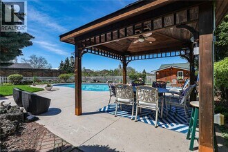 280 Main St W in Grimsby, ON - Building Photo - Building Photo