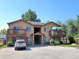 3507 N Maple Grove Rd in Boise, ID - Building Photo