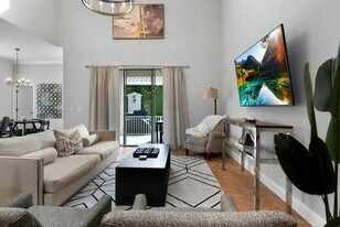 7540 Gathering Dr in Kissimmee, FL - Building Photo