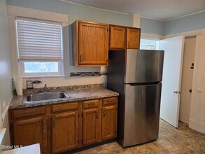 1594 Union St in Schenectady, NY - Building Photo - Building Photo