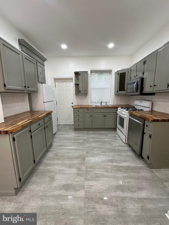 4344 N Franklin St in Philadelphia, PA - Building Photo - Building Photo