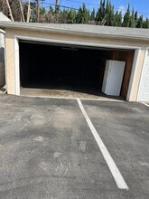 5644 1/2 Kester Ave in Van Nuys, CA - Building Photo - Building Photo