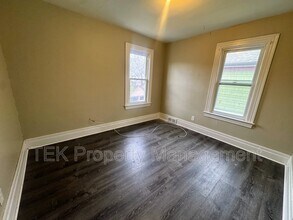 128 Roslyn St in Rochester, NY - Building Photo - Building Photo