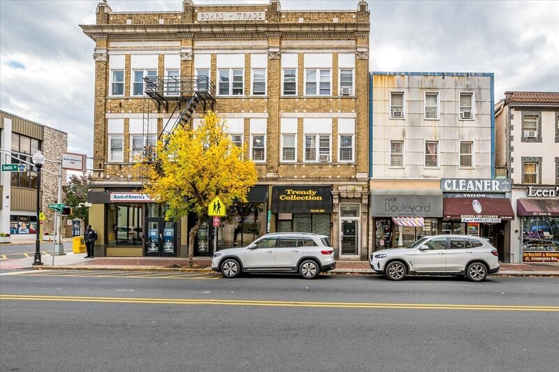 217 Smith St in Perth Amboy, NJ - Building Photo