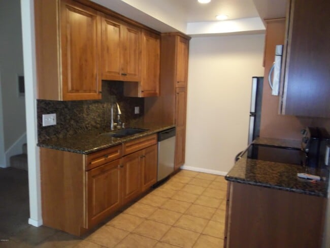 1425 Ramona Dr in Thousand Oaks, CA - Building Photo - Building Photo