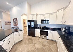 14238 E Morning Vista Ln in Scottsdale, AZ - Building Photo - Building Photo