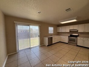 7519 Drake Canyon in San Antonio, TX - Building Photo - Building Photo