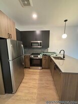 199 Gardner St in Boston, MA - Building Photo