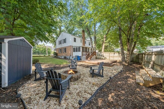 property at 2406 Huntington Ave