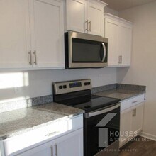 205 W Blackstock Rd in Spartanburg, SC - Building Photo - Building Photo