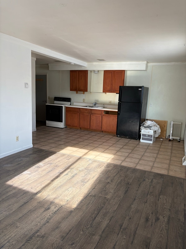 36564 Bismark Rd in New Boston, MI - Foto de edificio - Building Photo