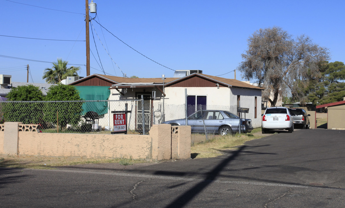 Papago Square in Phoenix, AZ - Building Photo