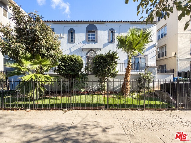 property at 504 S Rampart Blvd