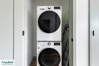 39 Railroad Ave, Unit 436 in Haverhill, MA - Building Photo - Building Photo