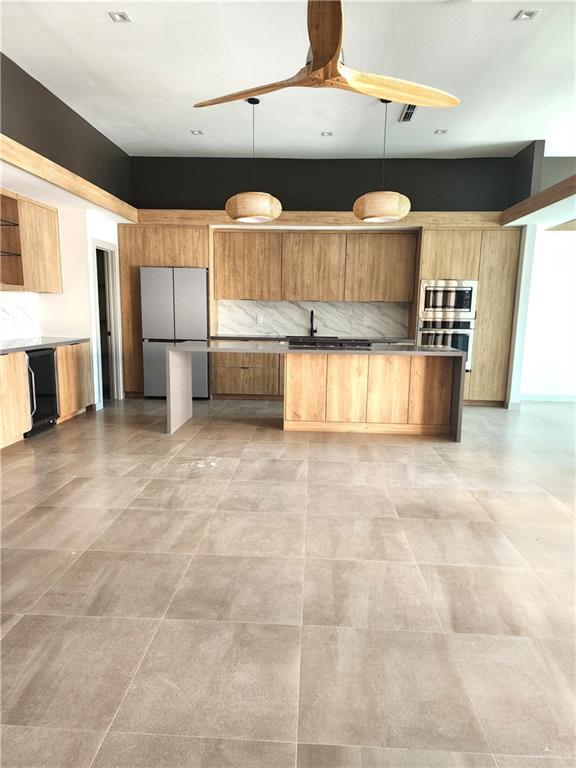 2712 W Hatfield Ave in Edinburg, TX - Building Photo - Building Photo