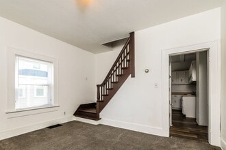 215-217-217 Warren Dr in Springfield, OH - Building Photo - Building Photo