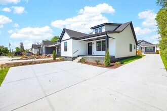 206 Ross Ave in Gallatin, TN - Building Photo - Building Photo