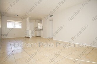 5233 Carousel Dr in El Paso, TX - Building Photo - Building Photo