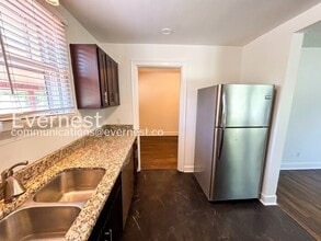 142 Gordon Terrace, Unit 14 in Nashville, TN - Foto de edificio - Building Photo