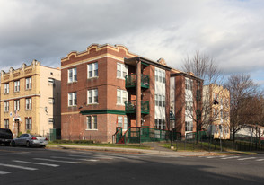 Collin Bennett Commons Apartments