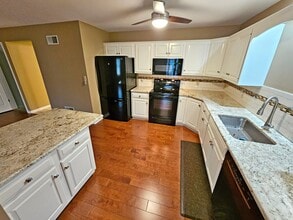 306 Treetops Ct in Lancaster, PA - Building Photo - Building Photo