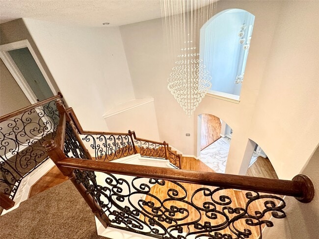 property at 2819 Lake Shore Harbour Dr