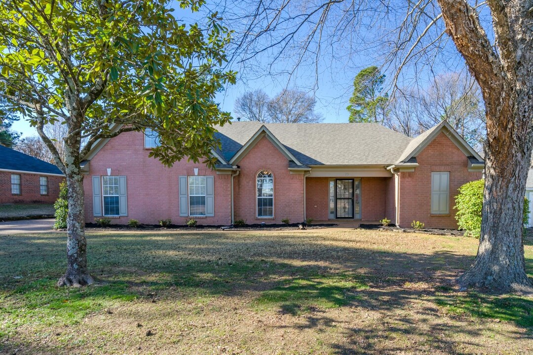 309 S Mt Pleasant Rd in Collierville, TN - Building Photo