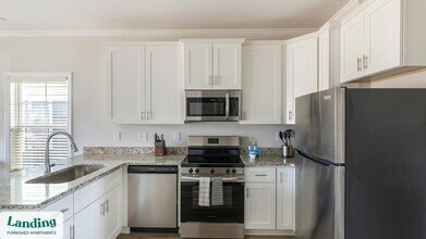 7 Dairy Crk Rd SW, Unit 139CCR in Huntsville, AL - Building Photo - Building Photo