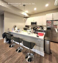 832 N Wolcott Ave, Unit 3r in Chicago, IL - Foto de edificio - Building Photo