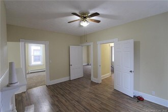 99 Hungerford St, Unit 2 in Hartford, CT - Building Photo - Building Photo