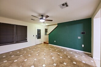 7205 Alegre Pass in Austin, TX - Building Photo - Building Photo