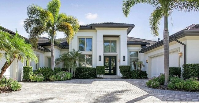 10372 Kensington Shore Dr