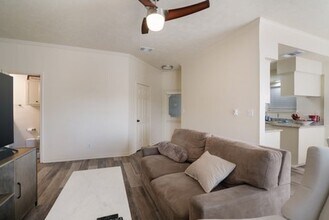 1005 N LBJ Dr in San Marcos, TX - Building Photo - Building Photo