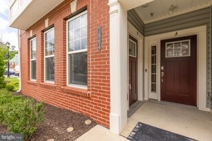 7916a Potter Pl in Elkridge, MD - Building Photo