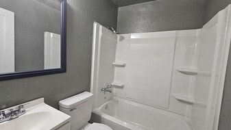 1928 NW 18th Ave in Amarillo, TX - Building Photo