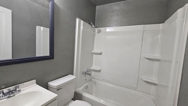 property at 1928 NW 18th Ave