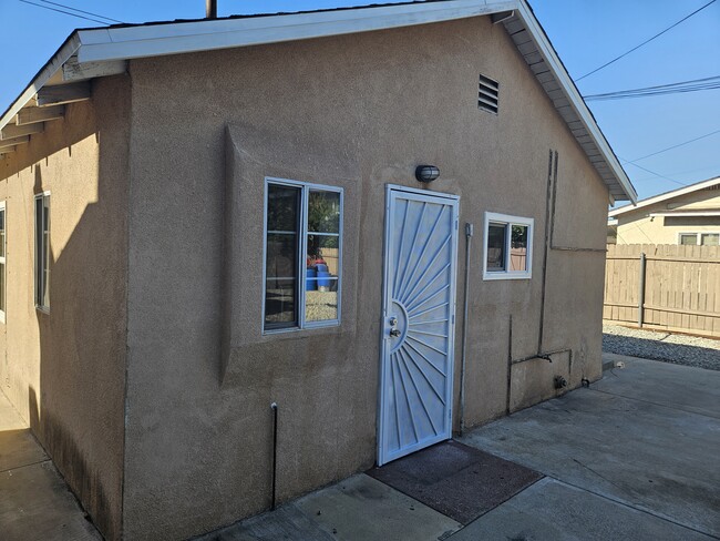 2631 E 2nd St, Unit 2631 E. 2nd St. L.A. CA in Los Angeles, CA - Building Photo - Building Photo