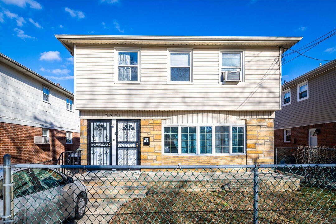 259-33 149th Ave-Unit -1st Fl in Queens, NY - Building Photo