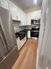 6305 Shannon Pkwy in Union City, GA - Building Photo - Building Photo