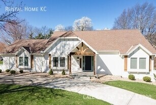 12020 Ensley Ln in Leawood, KS - Building Photo