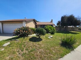 23220 Pryor Pl in Harbor City, CA - Building Photo