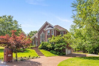 9435 Norwood Dr in Brentwood, TN - Building Photo - Building Photo